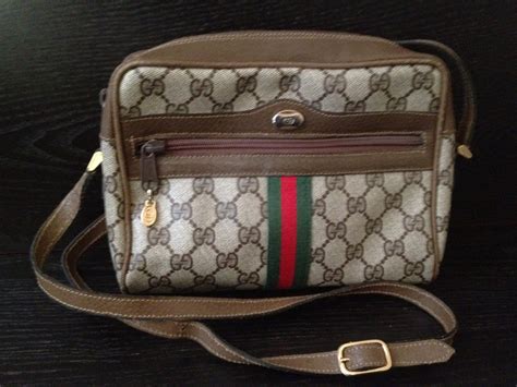 authenticating Gucci accessories collection